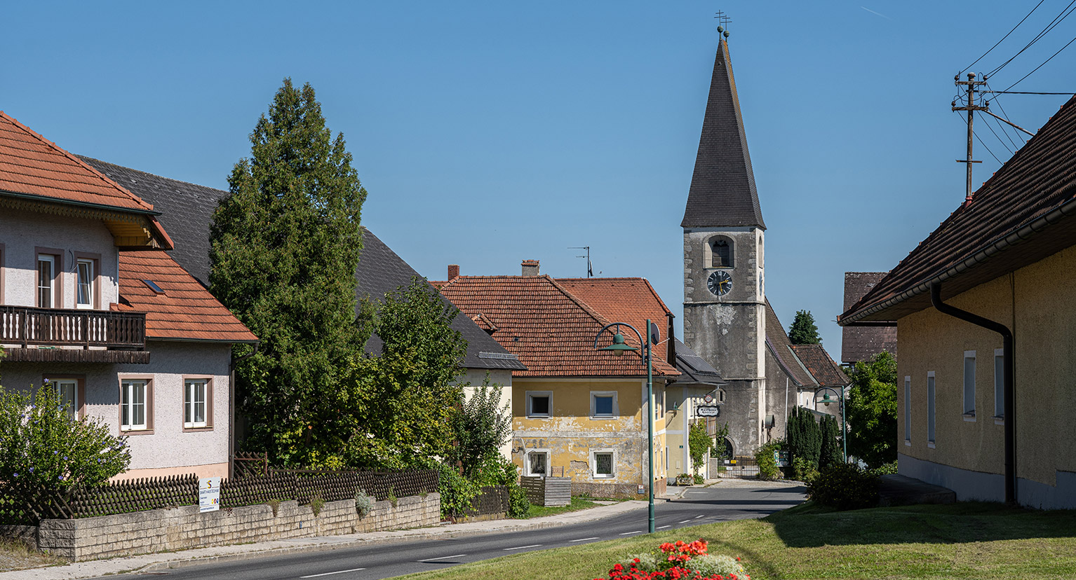 Headerfoto Kirchberg-Thening